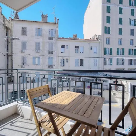Upstays Terrace 60m Center