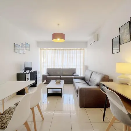 Upstays - Renovated Apartment - Terrace - A C شقة كان