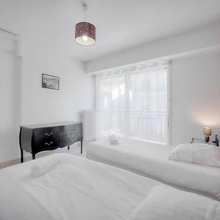Immogroom - Renovated - Terrace - Ac Apartment